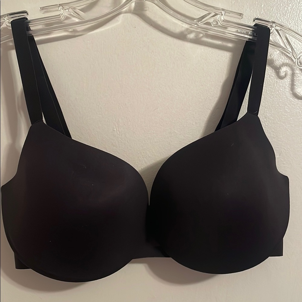 Maidenform Women’s Black Full Coverage T-Shirt Bra (34DD)